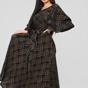 Fashion Nova Black and Gold Maxi Dress NWT
